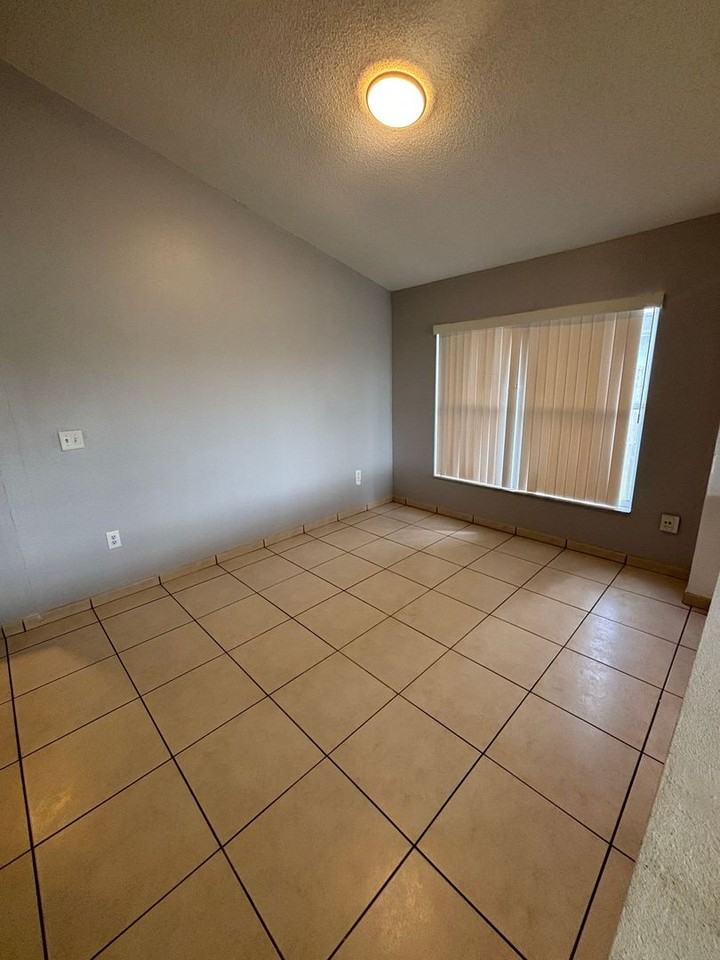 12804 Gettysburg Cir - Photo 4 of 26