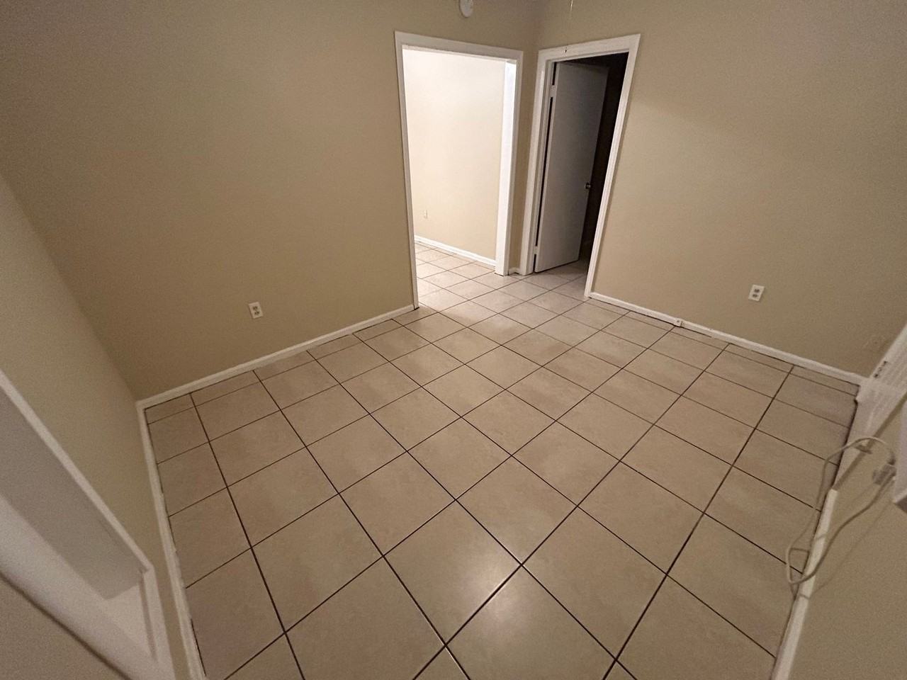 519 6th Ave W #1 - Photo 3 of 12