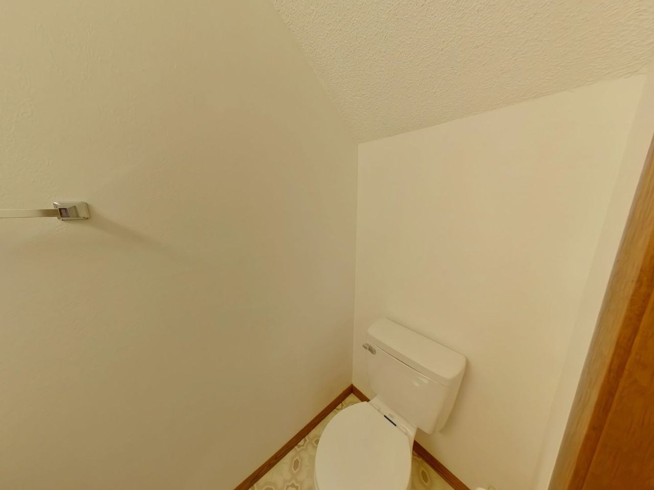3227 S Illinois Ave #4 - Photo 7 of 10