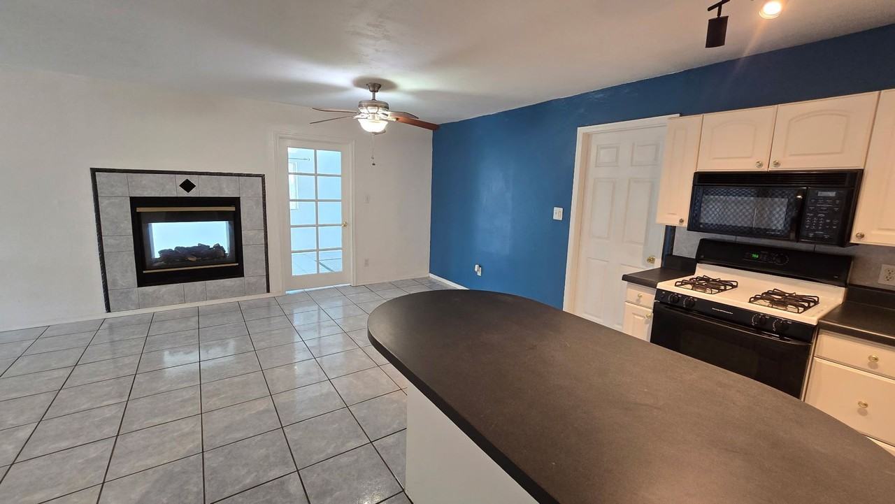 4050 S Kostka Ave - Photo 6 of 29