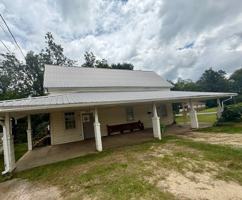 featured image of 210 1st Ave