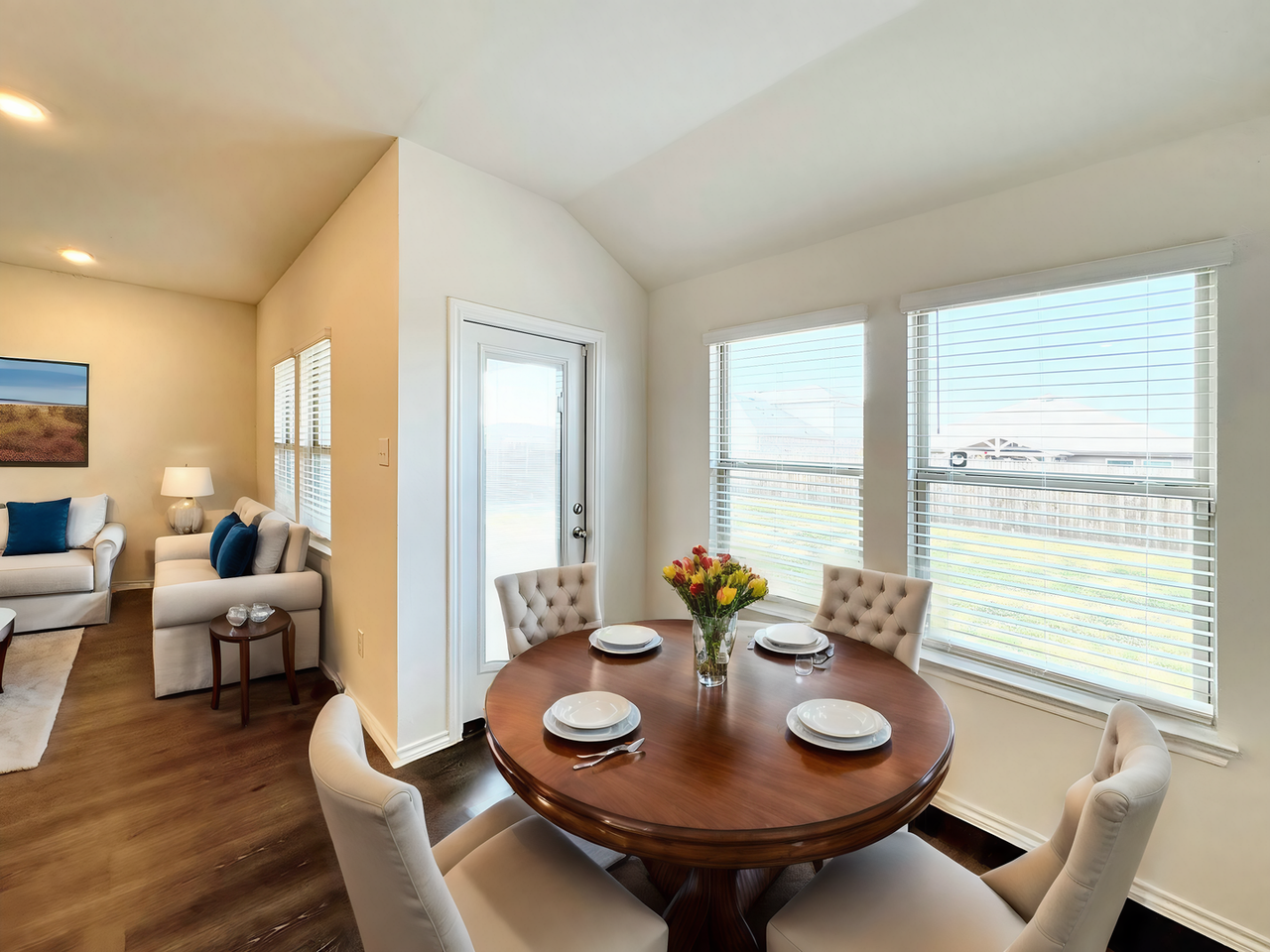 503 Cistern Way - Photo 6 of 32
