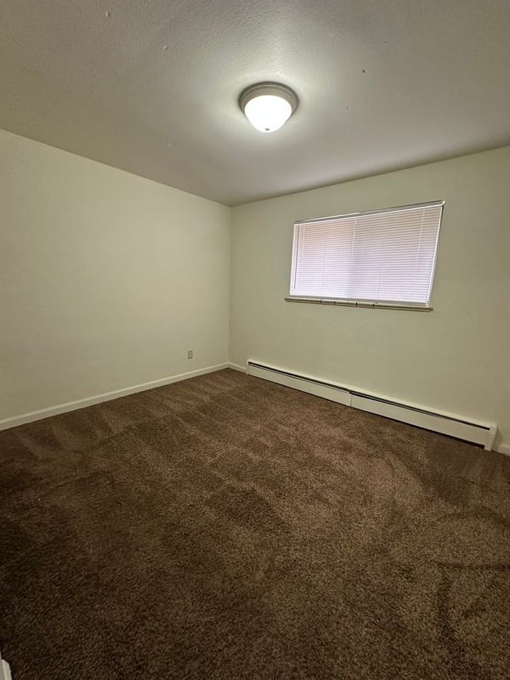 2018 6th Ave - Photo 5 of 7