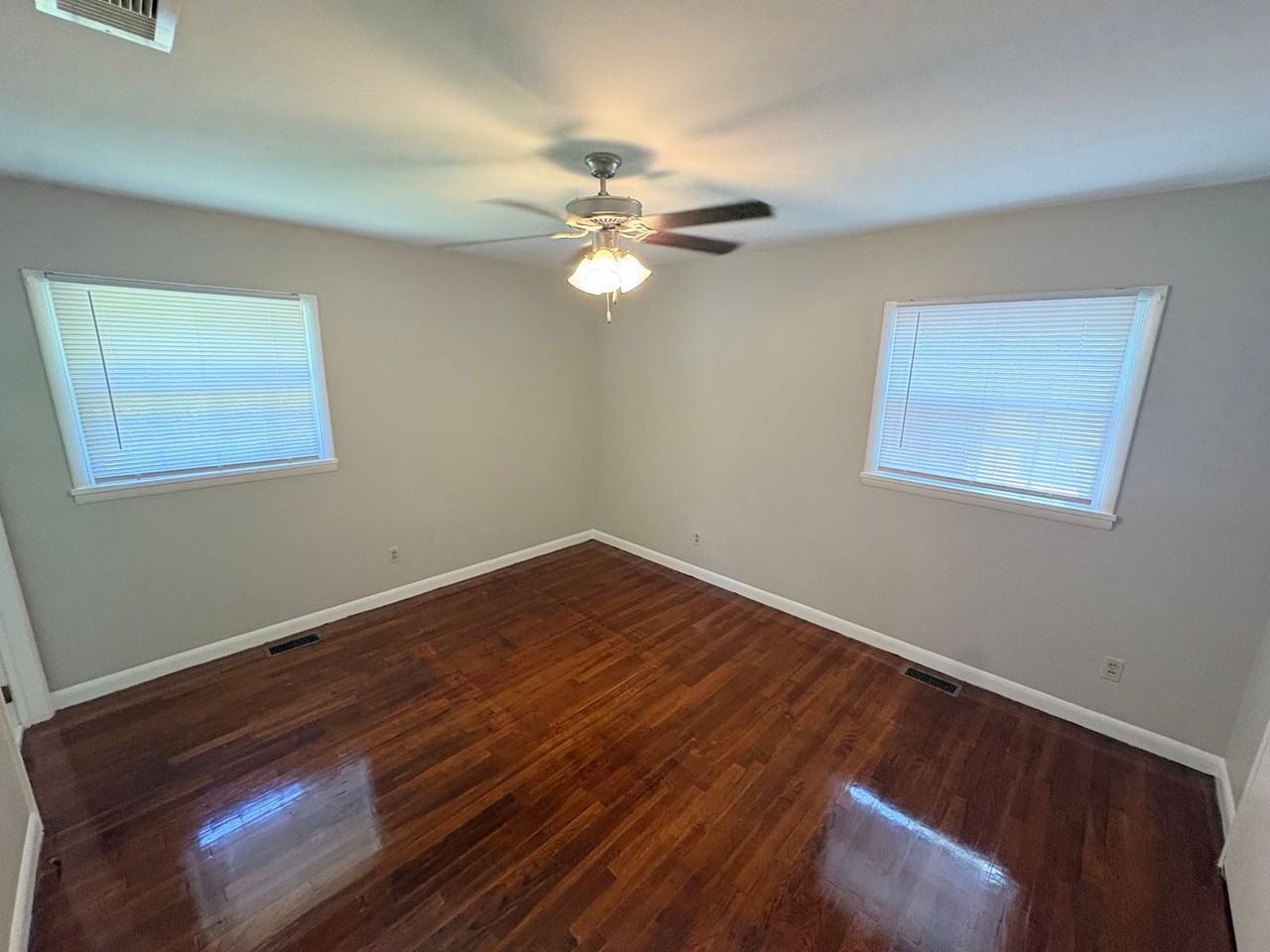 104 Herty Dr - Photo 6 of 9