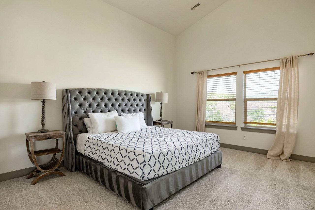 1490 W Alpine Ave - Photo 4 of 50
