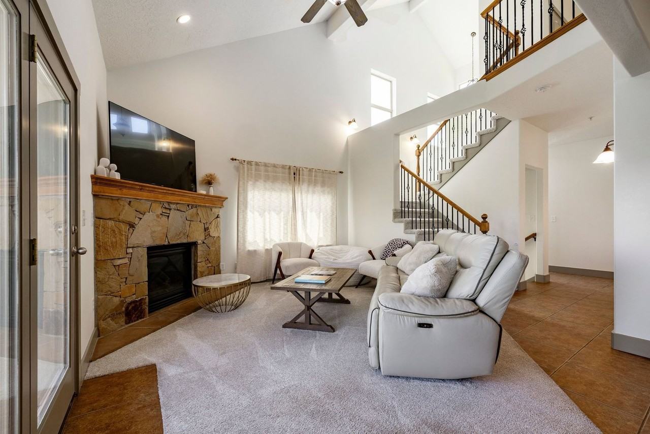 1490 W Alpine Ave - Photo 6 of 50