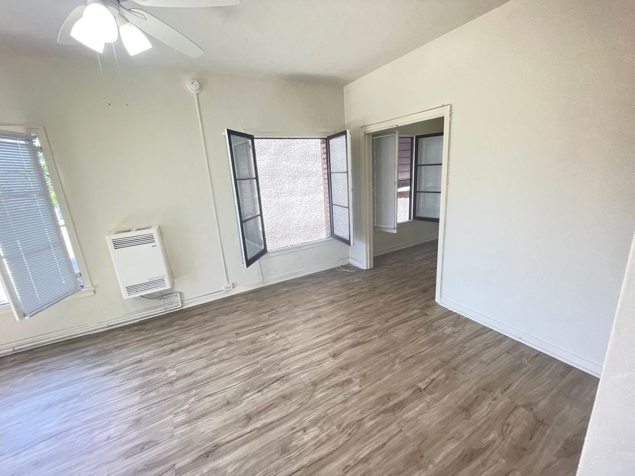 Glendale 410 - Photo 6 of 14