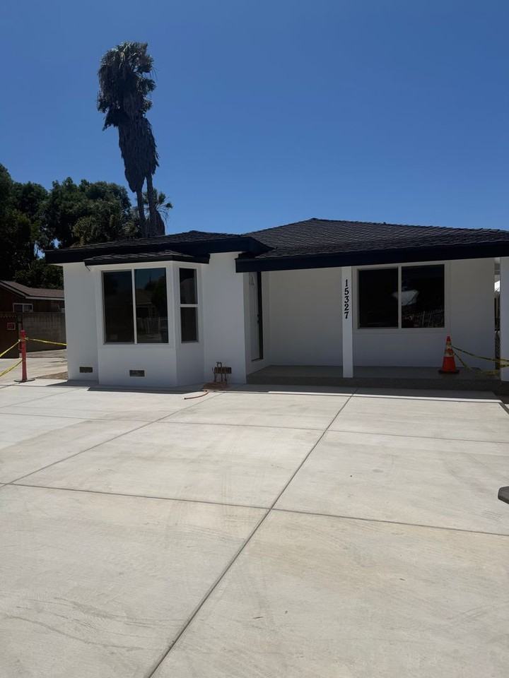 15327 S Butler Ave
