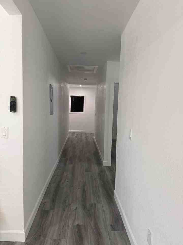 15327 S Butler Ave - Photo 4 of 10