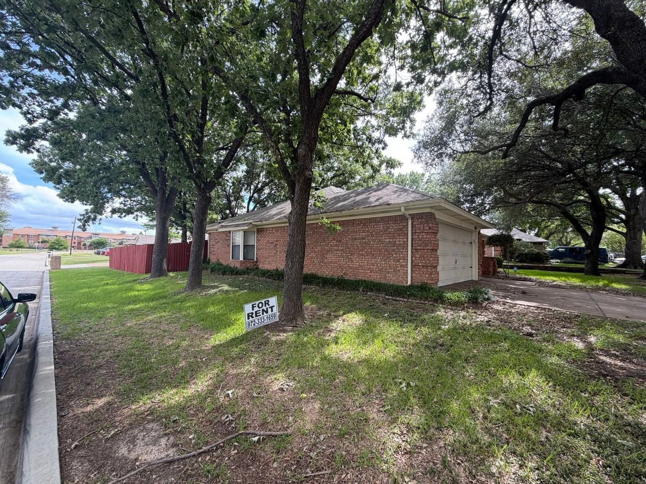 2113 Atlas Ct - Photo 2 of 22