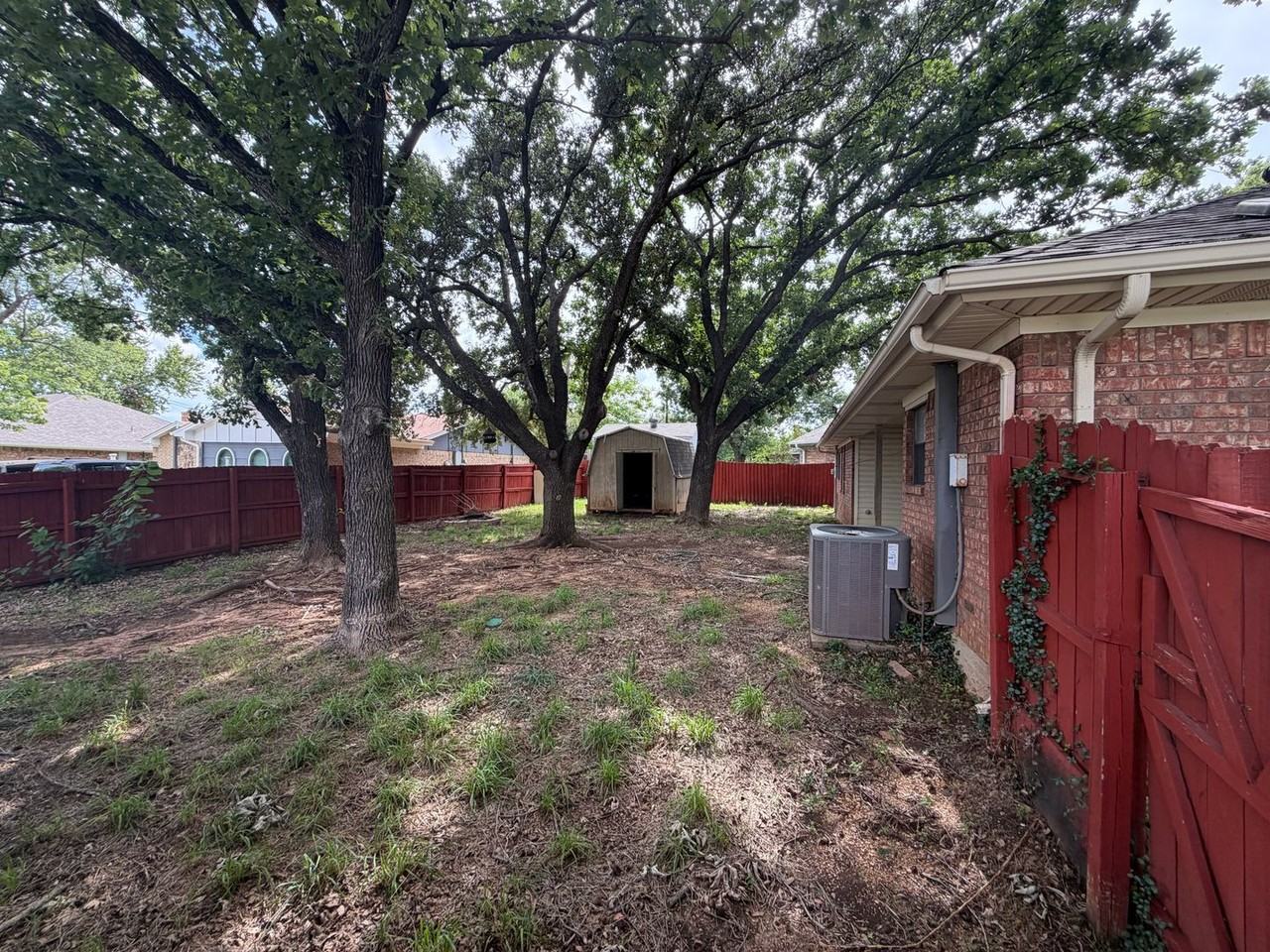 2113 Atlas Ct - Photo 3 of 22