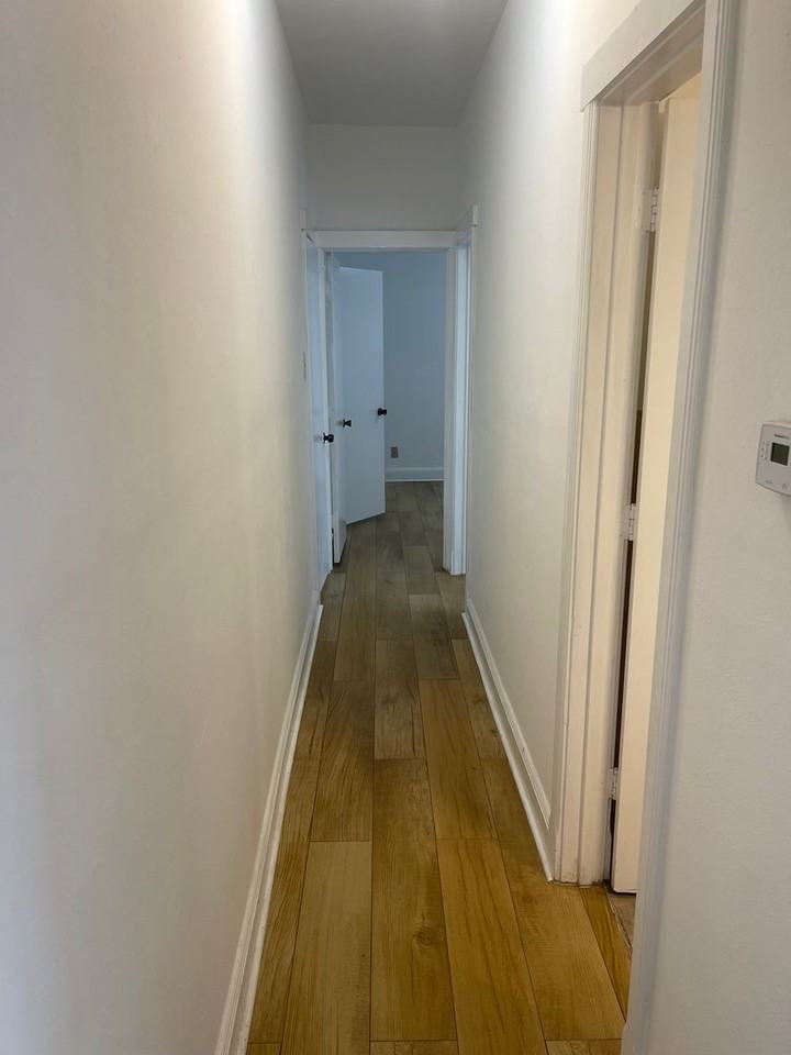 202 S Willomet Ave - Photo 4 of 12