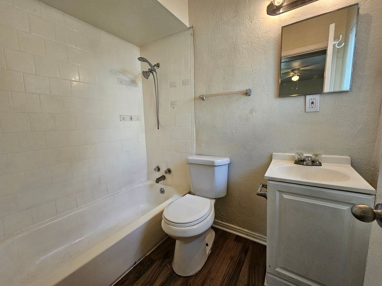 6540 Hollis Ave - Photo 6 of 17