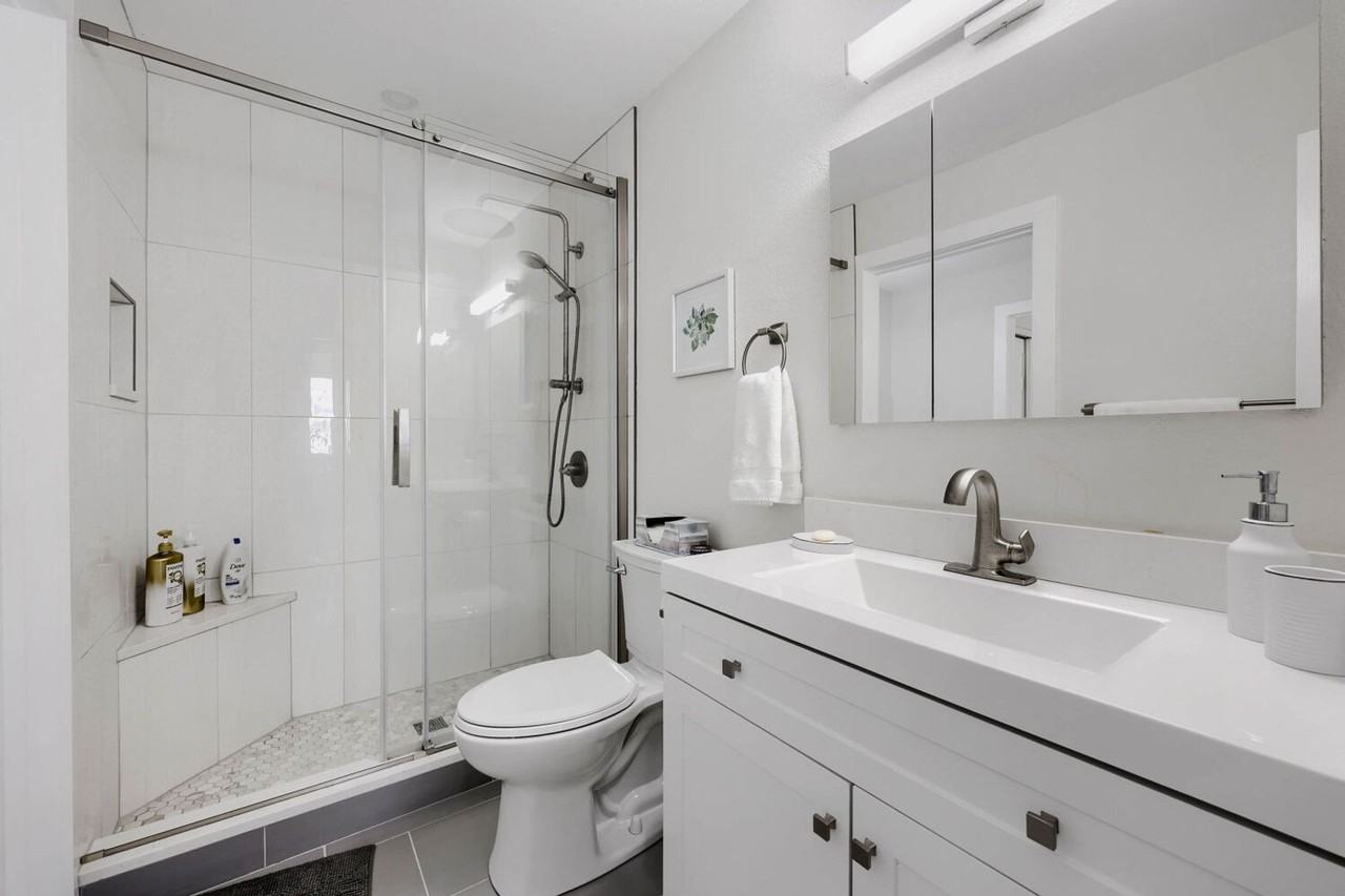 11909 Monroe Way - Photo 2 of 16
