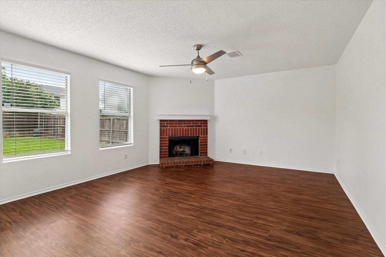 2217 Bradford Pear Dr - Photo 5 of 16