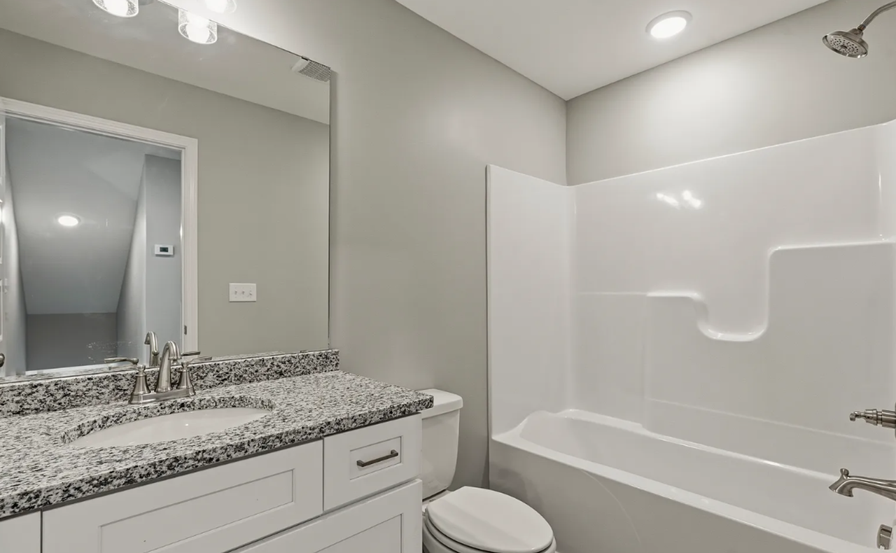 1458 Boulder Ct - Photo 5 of 19