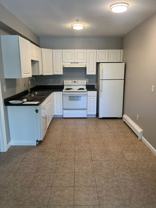 135 Pearl St - Photo 1 of 1