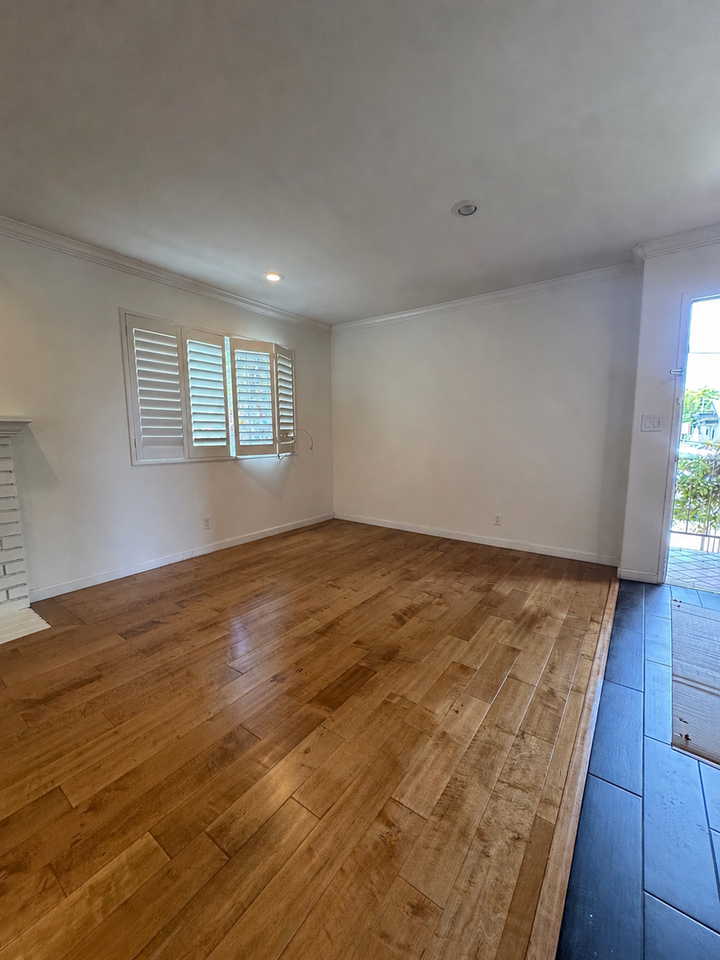 1024 Pier Ave #1 - Photo 4 of 16