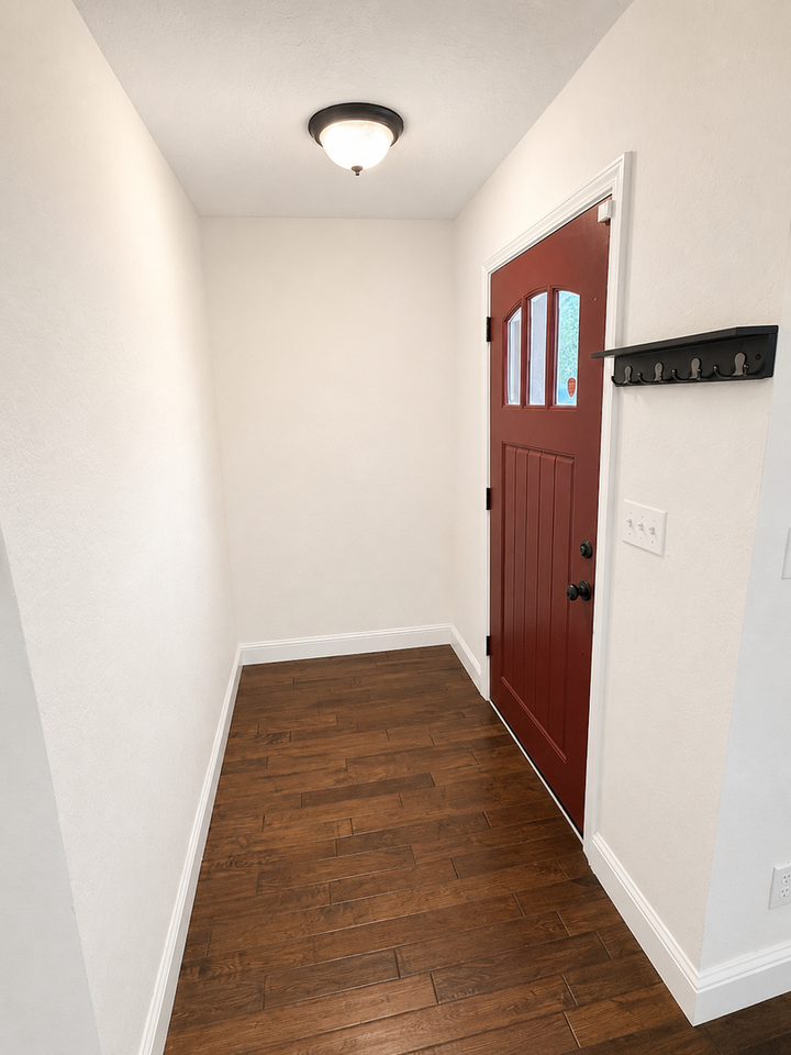 3682 Bay Ave - Photo 7 of 50