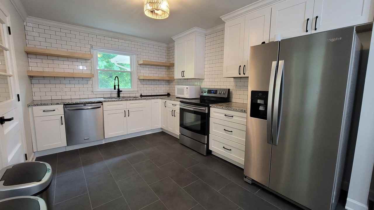 4961 Us Highway 220 N - Photo 3 of 21