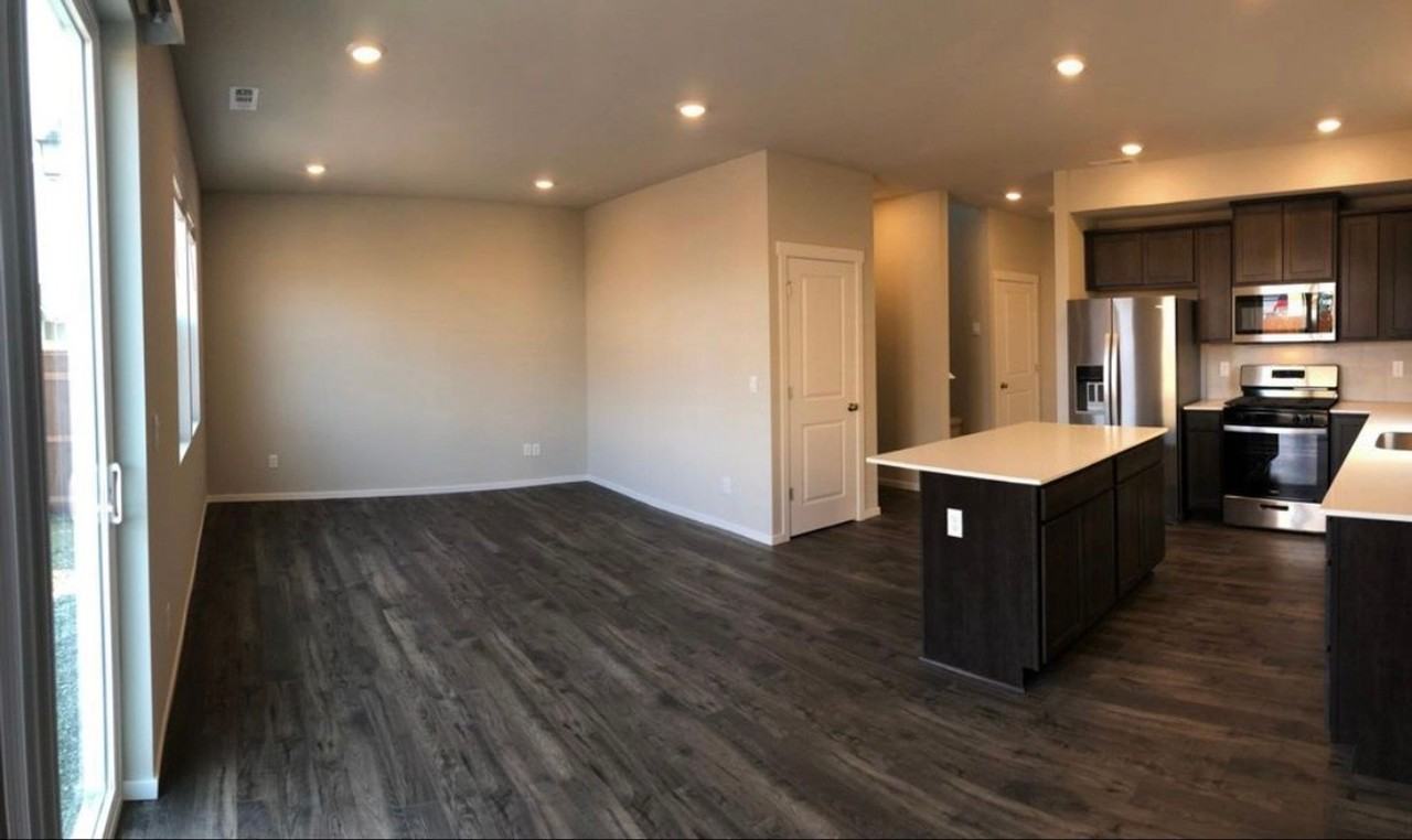 2916 Roundup Dr - Photo 3 of 14