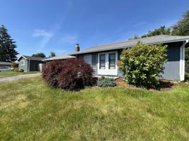 featured image of 687 Se Barnes Ave