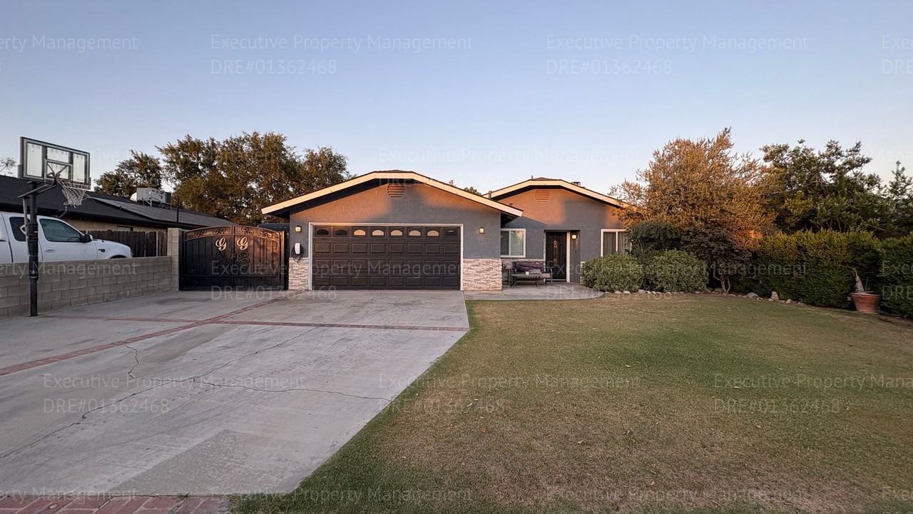 6200 Midas St - Photo 2 of 37