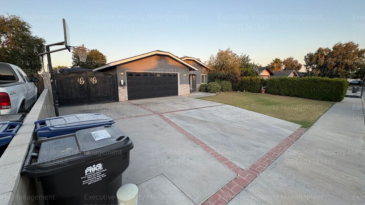 6200 Midas St - Photo 4 of 37