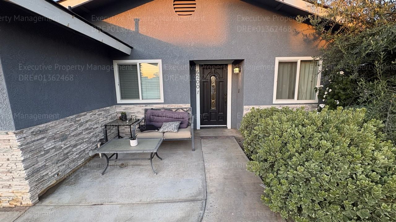 6200 Midas St - Photo 5 of 37