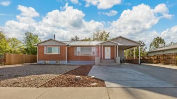 featured image of 1627 N 5th St