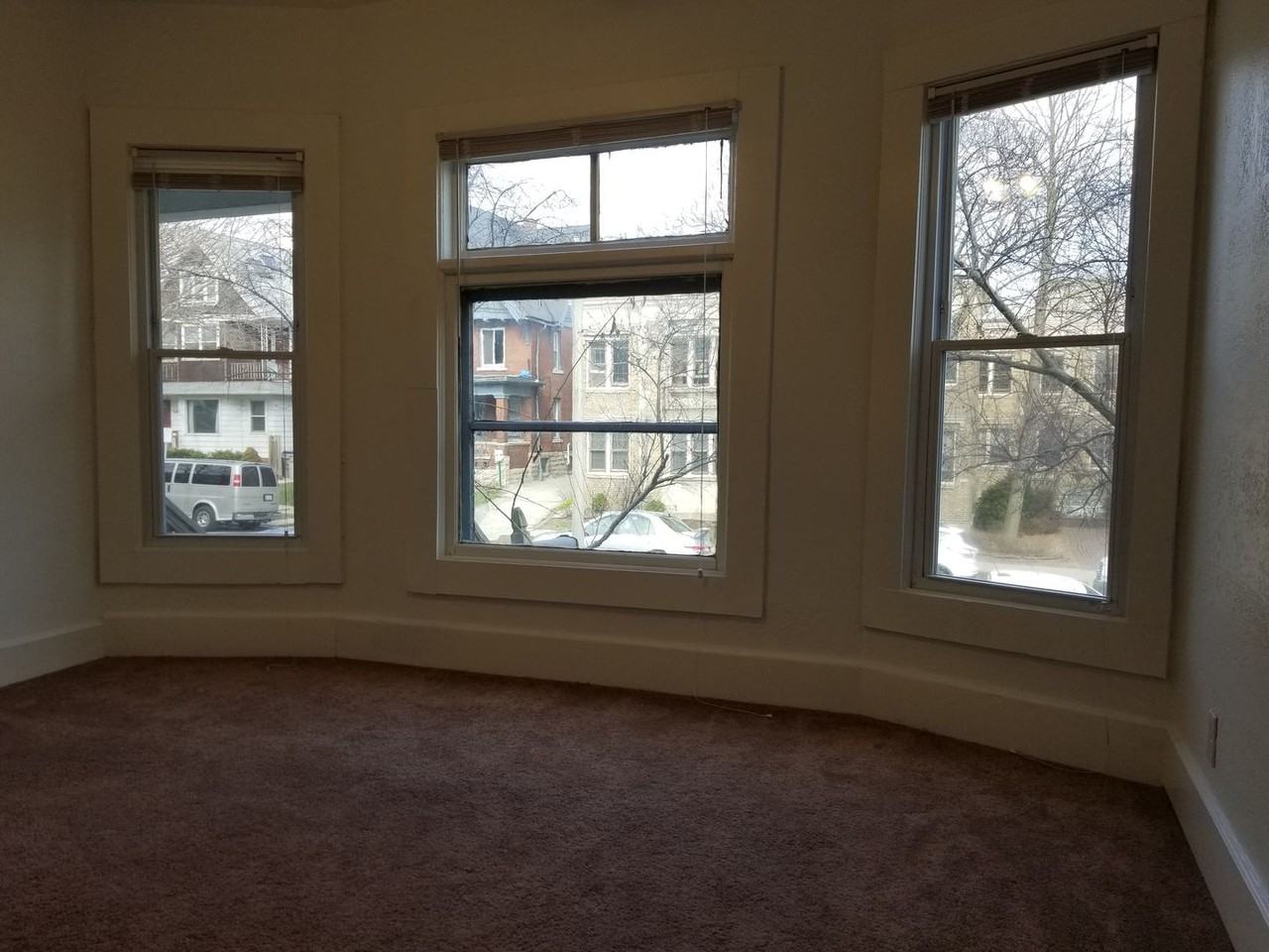 2425 N Cramer St - Photo 3 of 15