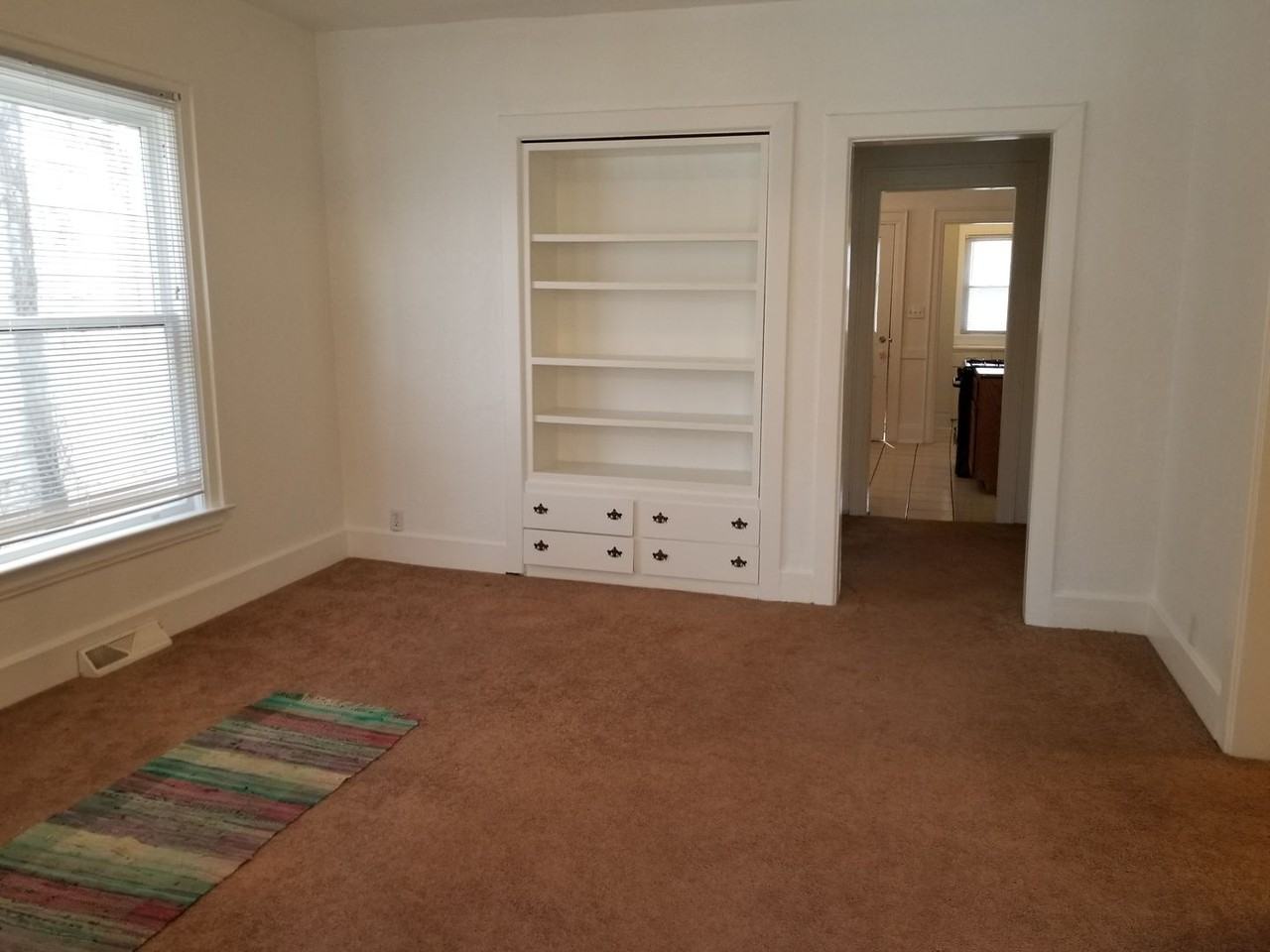 2425 N Cramer St - Photo 4 of 15