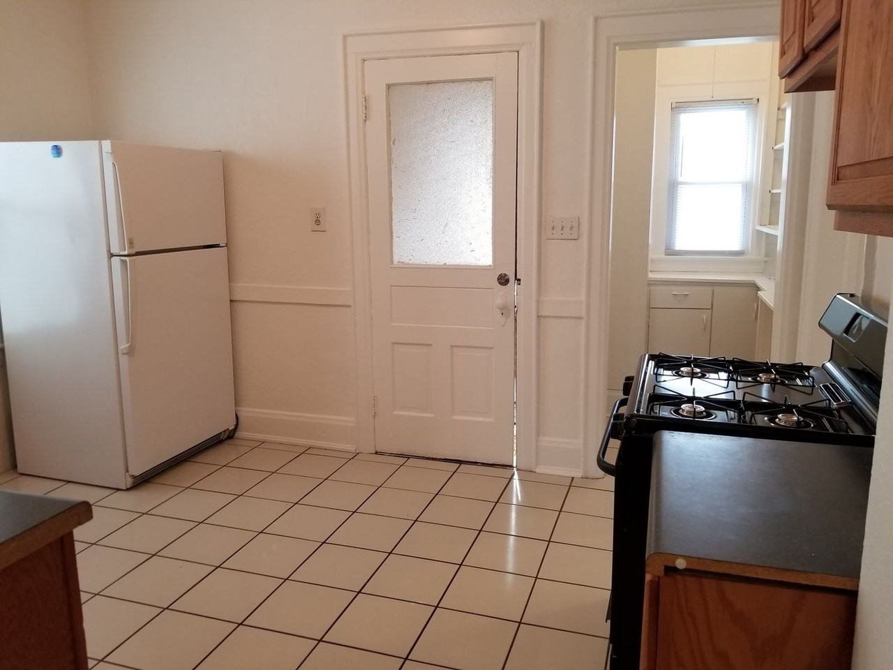 2425 N Cramer St - Photo 6 of 15