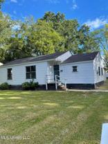 200 Stillwood Dr - Photo 1 of 1