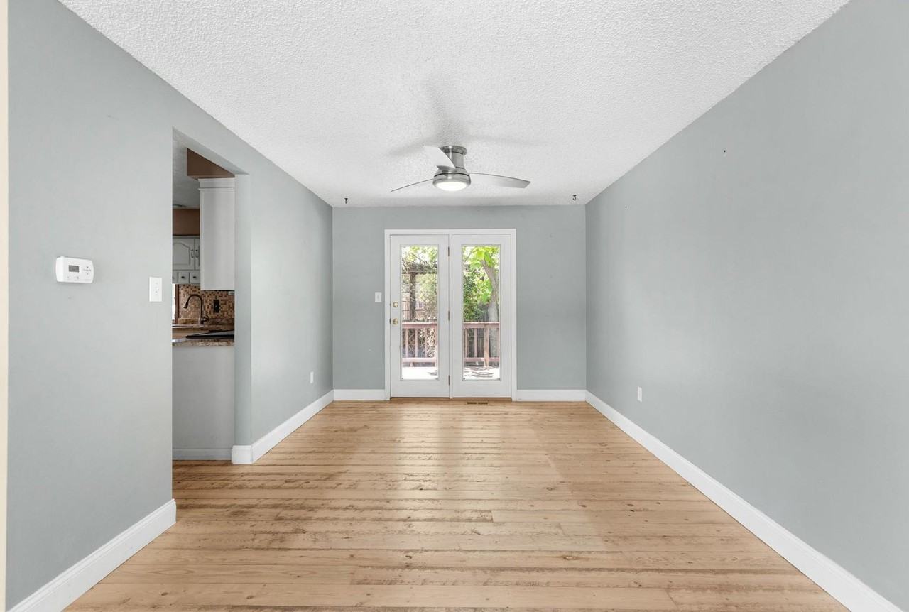 6893 Gray Cir - Photo 4 of 42
