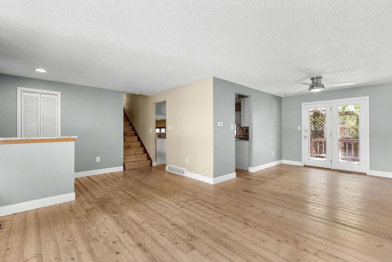 6893 Gray Cir - Photo 5 of 42