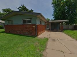 featured image of 2520 N Perry Ave
