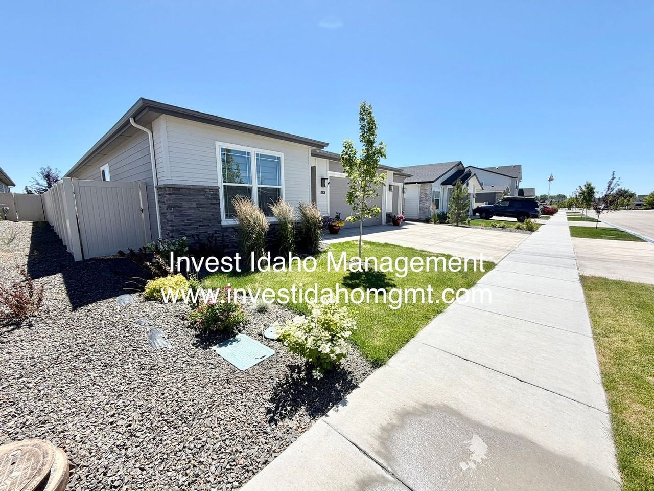 11131 W Campanula Ct - Photo 3 of 35