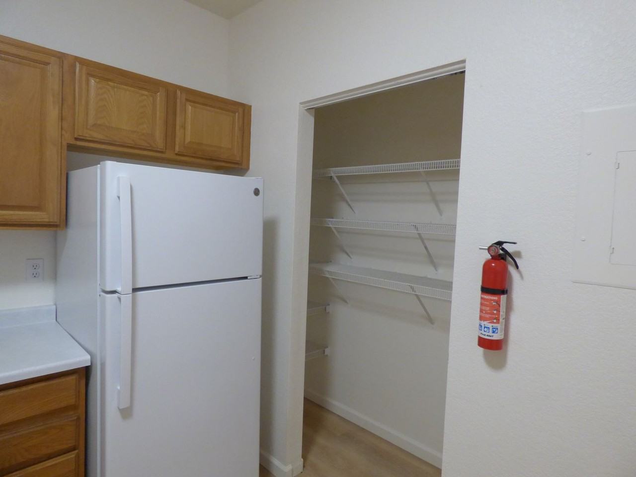 50 19th Ave - Photo 3 of 7