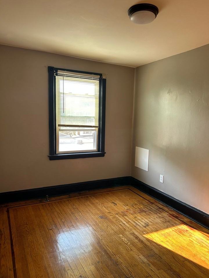248 W Olney Ave - Photo 5 of 27