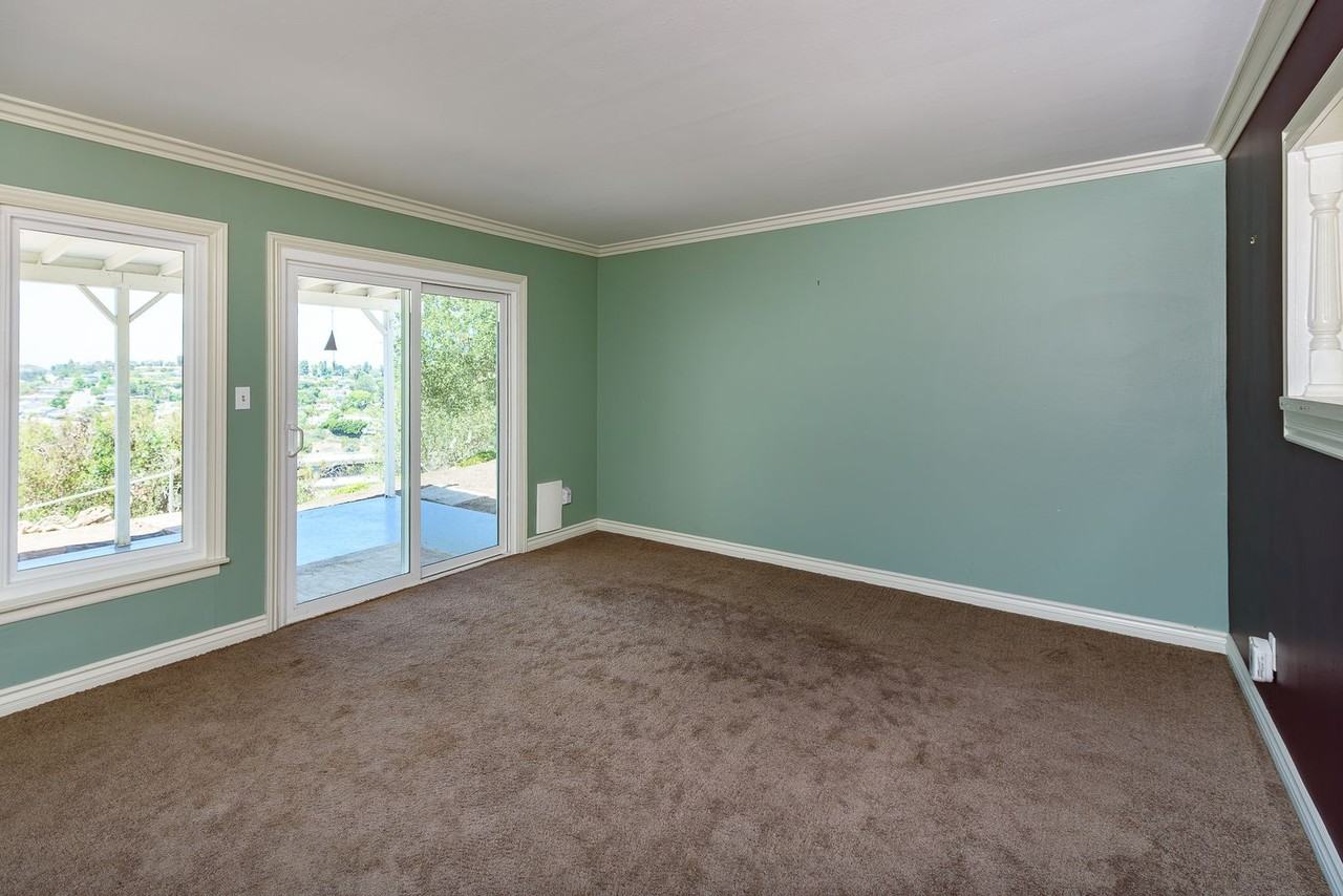 5501 Lodi St - Photo 4 of 31