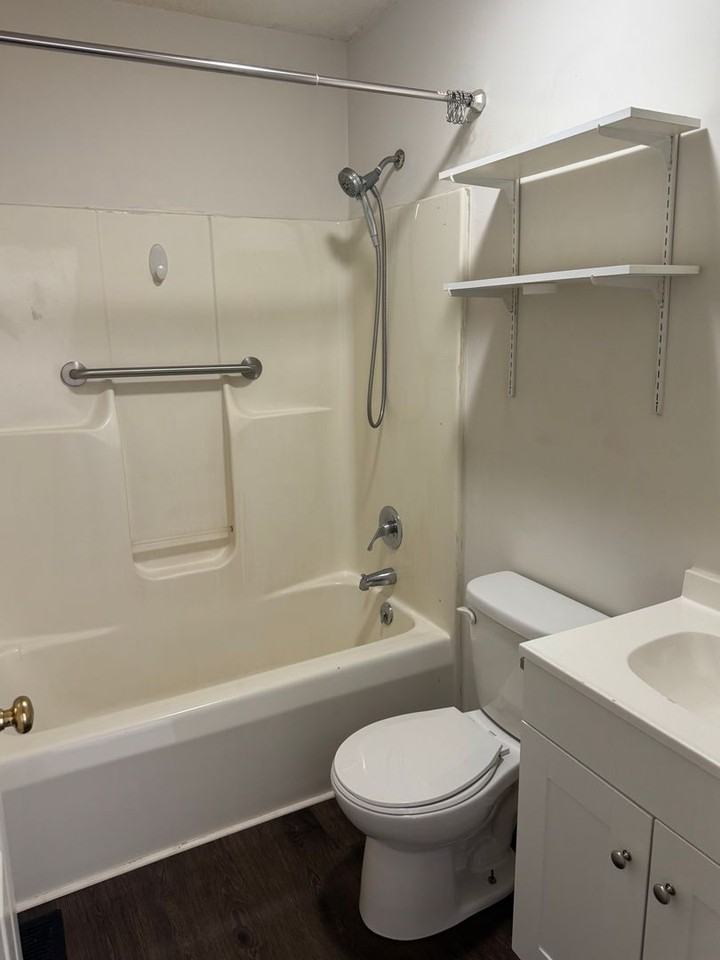 2077 N Whisnant Ave - Photo 7 of 14