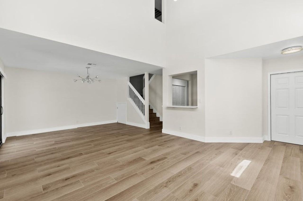 5521 Ilford Ct - Photo 3 of 19