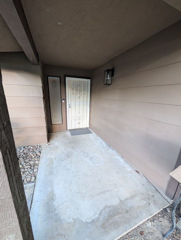4017 W Hillsdale Ct - Photo 5 of 8
