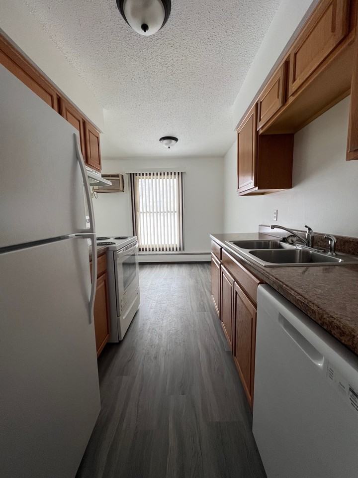 903 11th Ave S #1 - Photo 5 of 6