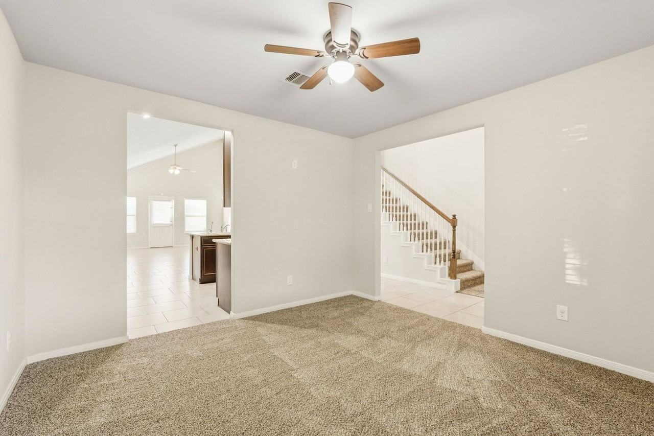 2202 Tannin Trce - Photo 4 of 24