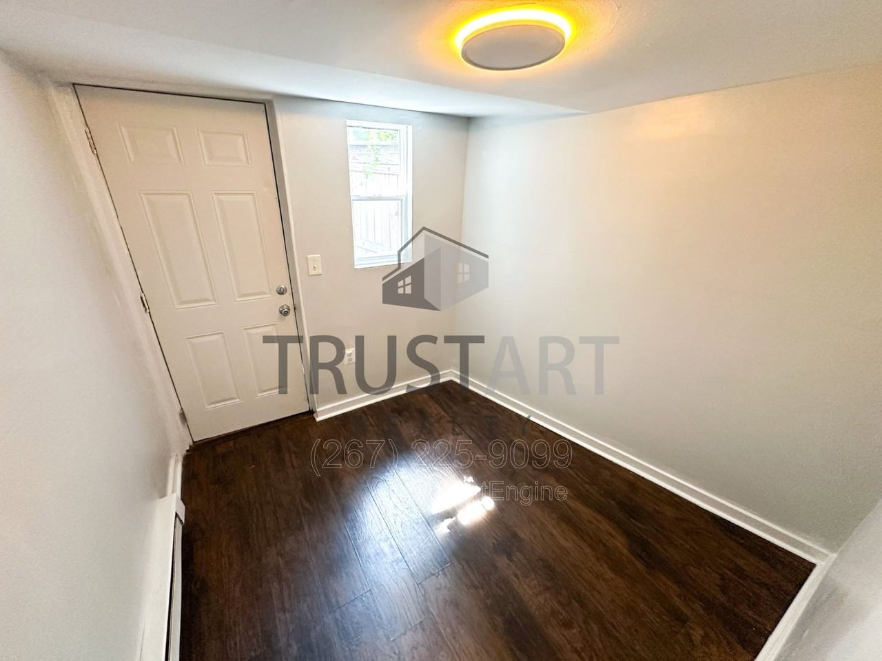 1257 N 23rd St #1 - Photo 6 of 12