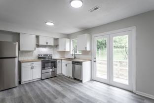 833 Sylvan Dr - Photo 1 of 1