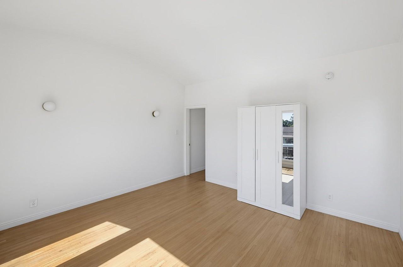 3438 Mckinley Ave #5 - Photo 6 of 19