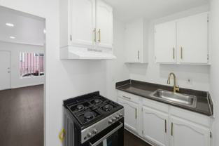 869 W 41st St #7 - Photo 1 of 1